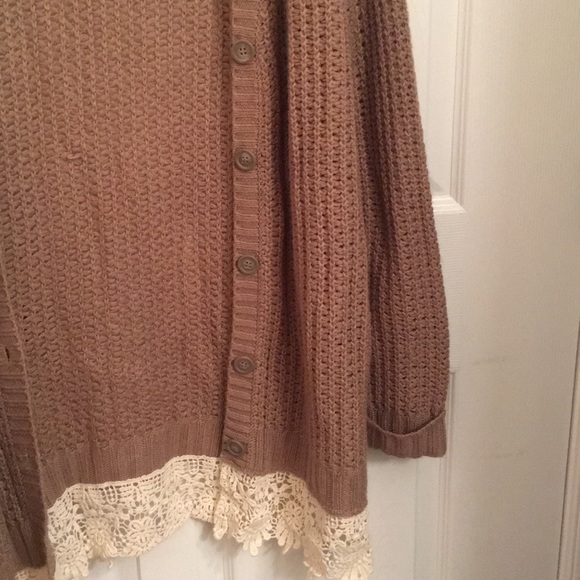 Sweater - Picture 3 of 4